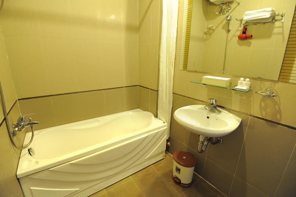 Hue Nino Hotel Luaran gambar