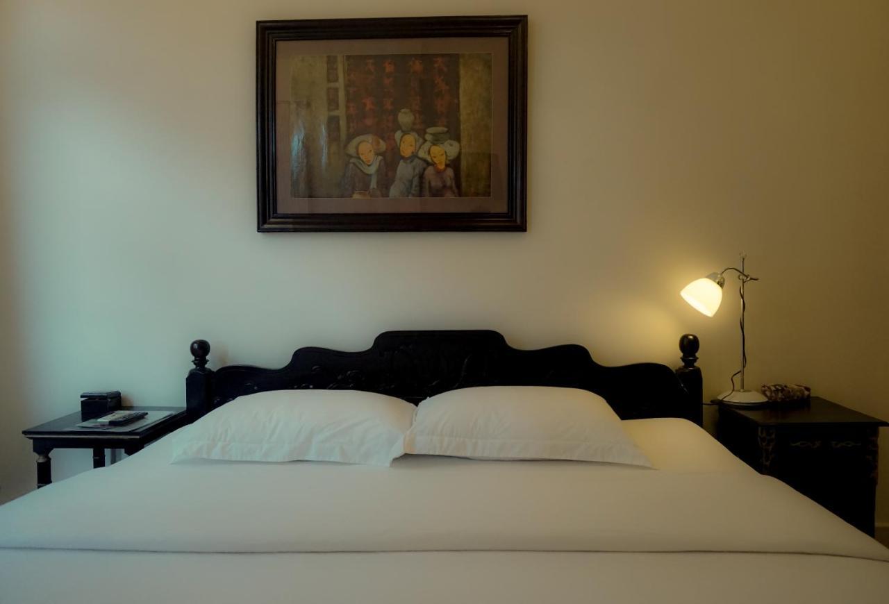 Hue Nino Hotel Luaran gambar